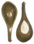 Small, intact, Chinese porcelain spoon from the Tek Sing (1822). Plain and unadorned (olive to brown in color) but fully intact, this type of simple spoons were among thousands of porcelains from this wreck originally sold by a German auction house (Nagel) in 2000,  very affordable for shipwreck artifacts!